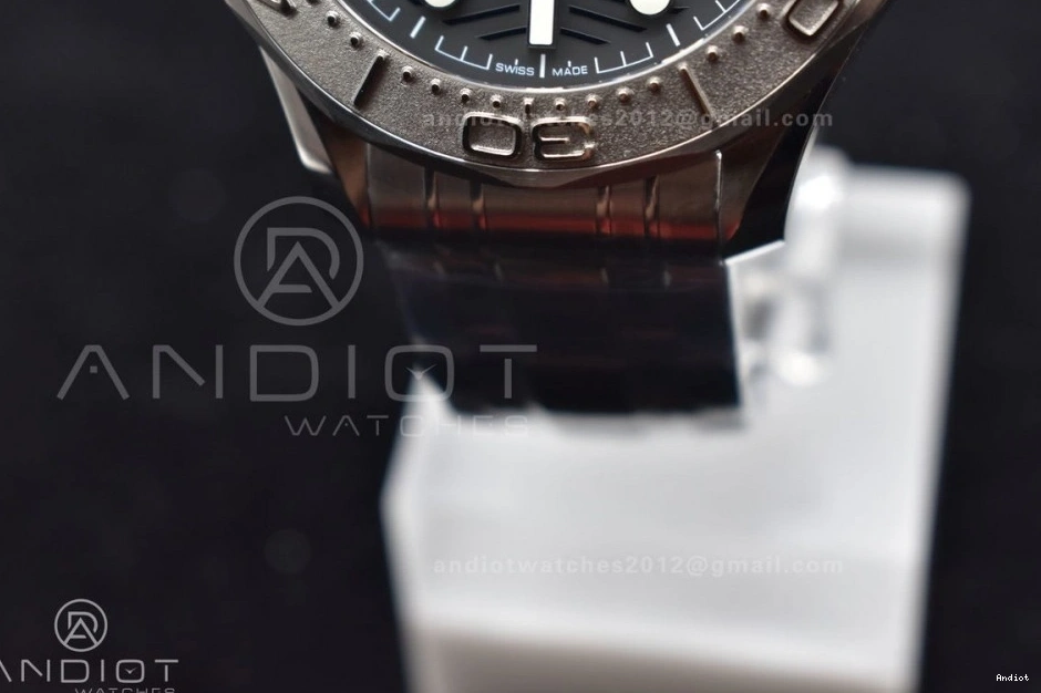 On Diver Black 300M SS Dial Seamaster Bracelet Black VSF 1:1 Best Ceramic A8800 Edition 1114